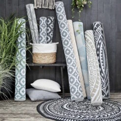 In- & Outdoor-Teppich Mosaik L 200 X B 150cm COLOUR CLASH In Taupe -Heimtextilien butlers in and outdoor teppich mosaik l 200 x b 150cm colour clash in taupe 5