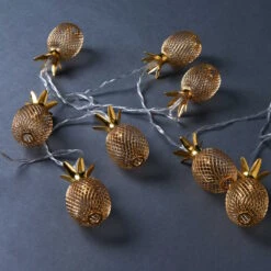 LED-Lichterkette Ananas 10 Lichter Mit USB-Batteriefach MIAMI In Gold 12 LED-Lichterkette Ananas 10 Lichter Mit USB-Batteriefach MIAMI In Gold -Heimtextilien butlers led lichterkette ananas 10 lichter mit usb batteriefach miami in gold 4