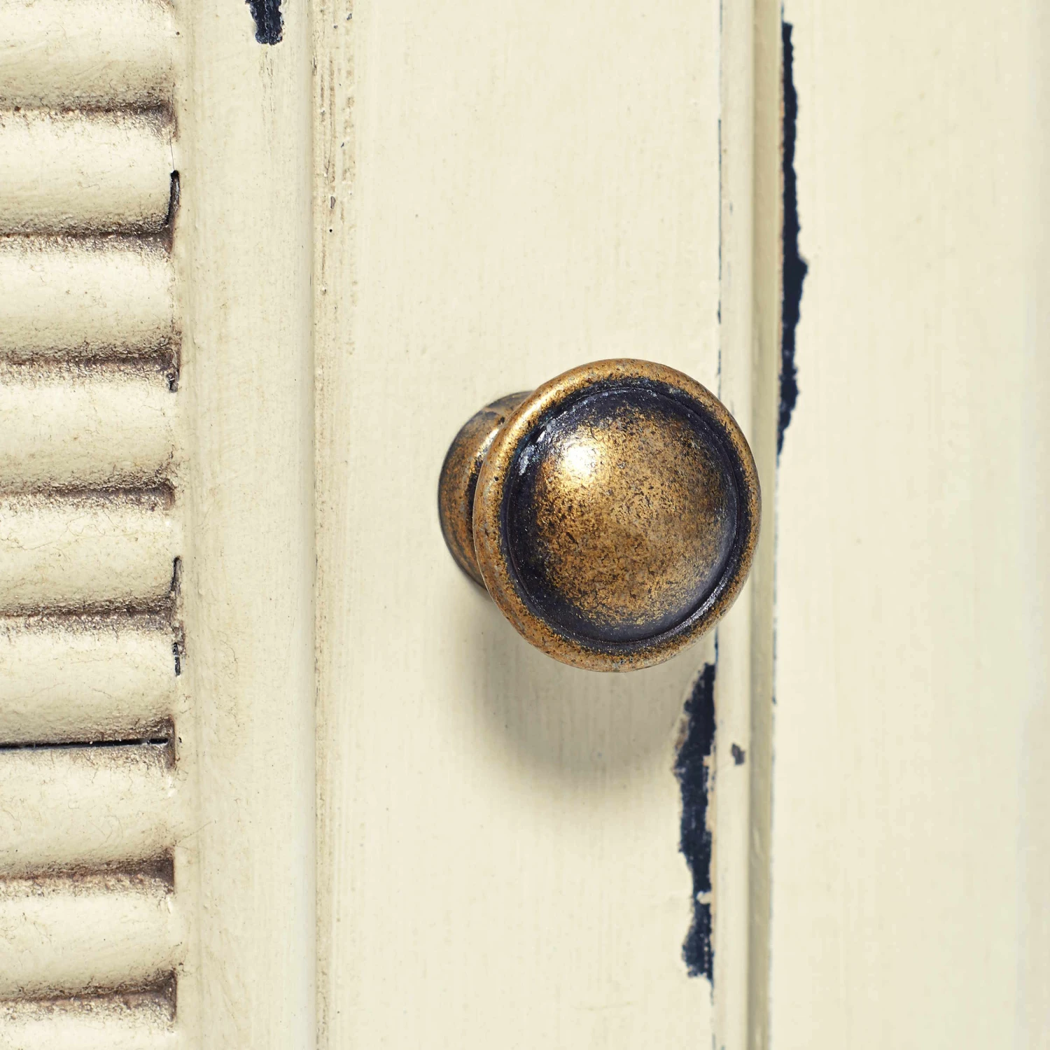 Nachttisch CABOTT COVE In Creme-Braun 13 Nachttisch CABOTT COVE In Creme-Braun – Bild 11