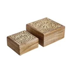 Truhe Mit Schnitzerei L 17 X B 17cm TREASURE In Hellbraun-Gold -Heimtextilien butlers truhe mit schnitzerei l 17 x b 17cm treasure in hellbraun gold 5